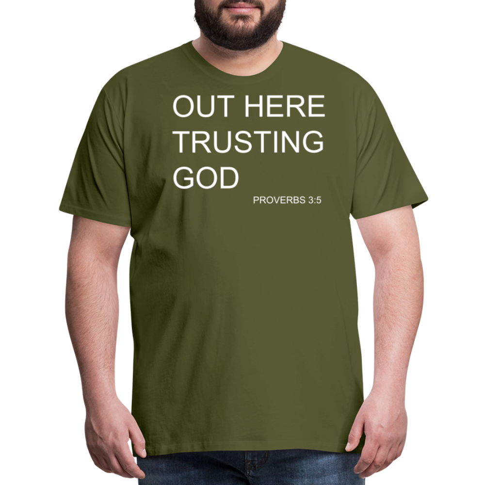 Trusting God Men's Premium T-Shirt - olive green